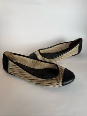 Michael Kors Black and Beige Mesh Ballet Flats in size 7.5